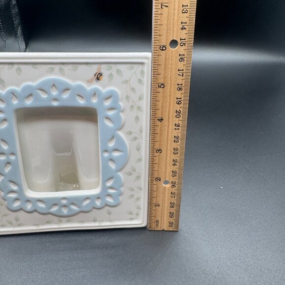 Lenox Butterfly Meadow Photo Frame-Holds 3" X 3" - Picture 8 of 11